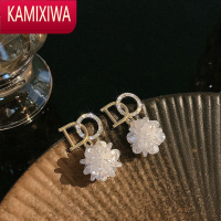 KAMIXIWA韩国字母珍珠耳环高级感耳坠精致气质2021年新款潮耳钉耳饰女