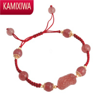 KAMIXIWA草莓晶貔貅红绳手链女粉色水晶编织手绳本命年礼物