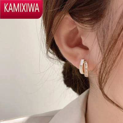 KAMIXIWA韩国贝壳耳钉2022年新款潮简约短发小众设计感高级气质百搭耳环