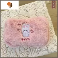 ins韩国可爱少女心毛绒绒化妆包卡通随身便携大容量收纳包 三维工匠 毛绒绒化妆包(粉底爱心兔)