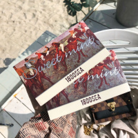 18色赛马眼影盘珠光哑光闪粉亮片初学者少女系眼影 18色赛马眼影