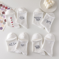 卷边白色袜子女纯棉中筒袜ins潮日系可爱笑脸长袜秋冬百搭透气