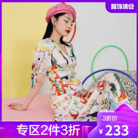 韩都衣舍满印艺术油画风连衣裙女2021夏季新款宽松高腰V领中长裙UF0339