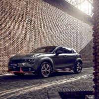 领克02 高能轿跑SUV