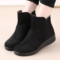 伊努特妈妈雪地靴加绒加厚中老年短靴女棉鞋平底中年中筒靴大码棉靴