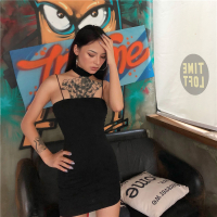 苏芈##欧美ins网红风修身平口吊带裙女 收腰显瘦小黑裙一步裙