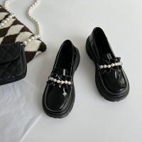 苏芈单鞋女2022年春季新款一脚蹬网红英伦风荷叶边珍珠甜美小皮鞋