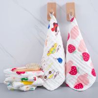 婴儿纱布毛巾口水巾宝宝纯棉洗脸巾儿童新生儿小方巾花瓣围嘴手帕 高密30*30印花方巾[三条装]