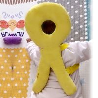 宝宝透气护头枕春夏婴儿学步防摔防撞帽头部儿童后脑勺保护垫神器 纯黄色大号绒布款36cm+横固带