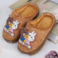 儿童棉拖鞋男可爱卡通冬季加绒加厚室内防滑宝宝棉拖鞋女带后包跟 咖啡侧缝小熊 18/19码内长16.5约3-4岁