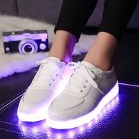 防水儿童发光凉鞋USB充电男童亮灯鞋女童闪灯鞋led夜光鞋带灯凉鞋 白板白色《防水版》 赠袜子+防尘塞 27