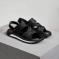 优品剪标时尚舒适男士凉鞋