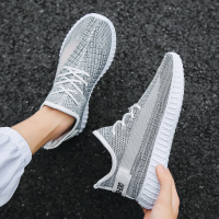 运动鞋男2020夏季新款透气潮鞋韩版个生跑步网面鞋满天星