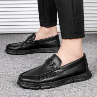 2021春夏新款男士休闲皮鞋套脚软底透气套脚懒人一脚蹬豆豆鞋子潮