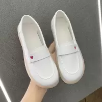 小白鞋女2021新款软底透气平底单鞋豆豆鞋百搭防滑不累脚护士鞋子
