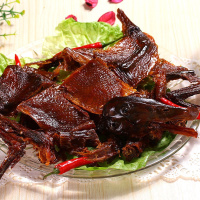 正宗酱板鸭特产小吃手撕风干酱板鸭香辣烤鸭肉类零食特辣