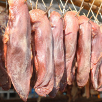 腊猪舌头风干腊肉咸猪舌安徽特产农家手工腌制猪口条年货腊味两只