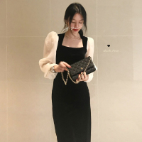 大码胖mm遮肚显瘦丝绒连衣裙女春装新款高腰减龄赫本风法式小黑裙