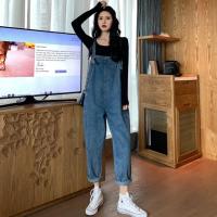 早春2021新款背带裤女韩版宽松显瘦网红小个子减龄牛仔吊带连体裤