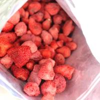 草莓脆边角料零食冻干脱水草莓干加糖草莓粉碎粒残瓣非整粒