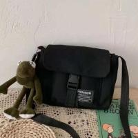 港风潮流单肩包男百搭斜挎包学生情侣2019新款运动背包男生小包包 8914黑色 帆布包不送挂件