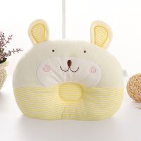 婴儿枕头0-1-3岁宝宝防偏头定型枕头新生儿初生枕头纯棉四季通用 笑脸熊圆芯 浅黄 送帽子