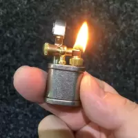 老式迷你煤油打火机 怀旧抬臂搓轮煤油打火机 送火石棉线[3月16日发完] 做旧银色