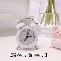 少女心复古ins风简约桌面闹钟北欧圆形床头台钟静音夜灯合金时钟[3月25日发完] 迷你白色 [不要电池]