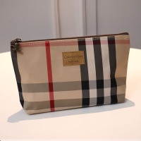 韩国防水化妆包韩版便携旅行收纳包袋大容量洗漱包可爱手拿手机包 经典格子 化妆包