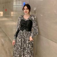 苏芈网红炸街碎花连衣裙套装女2021春秋PU马甲港风复古chic轻熟两件套