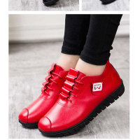 春秋妈妈鞋女单鞋软底中老年女鞋皮鞋老北京布鞋平底老人鞋