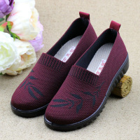 老人老北京布鞋女中老年人软底老太太春季轻便平底妈妈奶奶鞋