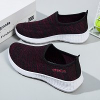 老北京布鞋女春季休闲运动妈妈鞋一脚蹬浅口平底中老年休闲女单鞋