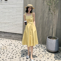 2021夏季新款气质显肤色超仙无袖露肩智熏法式收腰显瘦背带连衣裙