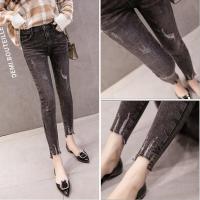 苏芈黑色牛仔裤2021新款小脚铅笔高腰春秋磨破外穿弹力紧身九分女裤子