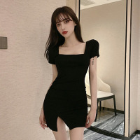 枫述2021春夏新款性感方领黑色气质a字开叉短裙修身显瘦包臀连衣裙女