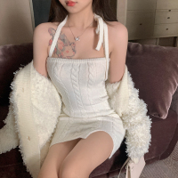 枫述扑啦啦性感挂脖打底针织连衣裙2021春款女装气质修身包臀内搭裙子