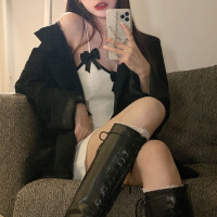 婕秘2021春夏季新款气质法式复古a字短裙女高腰显瘦性感露肩连衣裙子