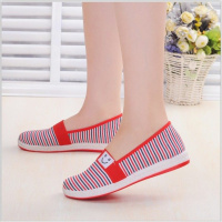 布鞋女平软底新款女士老北京布鞋中老年人妈妈休闲鞋一脚蹬