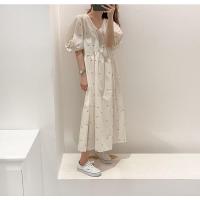 苏芈韩国chic法式小众慵懒风V领宽松菊花刺绣中长款显瘦泡泡袖连衣裙