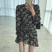 苏芈韩国chic法式小众春夏装气质宽松显瘦抽绳V领褶皱高腰碎花连衣裙