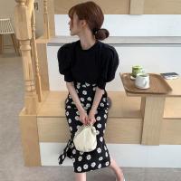 苏芈韩国chic小清新菊花鱼尾裙摆修身半身裙+法式泡泡袖打底针织上衣