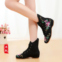 述雅夏款老北京绣花靴子高帮内增高民族风平底布鞋舞蹈鞋绣花鞋女单靴