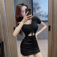 伊努特夜店网红直播衣服女主播2021新款时尚韩版法式炸街性感包臀连衣裙