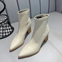 伊努特 靴子女2020年新款粗跟短靴女鞋子尖头高跟鞋女气质裸靴弹力瘦瘦靴