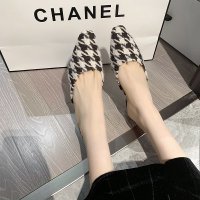 伊努特沐琹新款网红格子单鞋百搭2022春季夏天凉鞋半托一脚蹬包头拖女ins潮