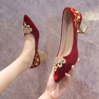 枫述秋季酒红色婚鞋红秀禾鞋女2021年新款中式婚礼粗跟新娘两穿高跟鞋