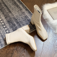 枫述白色马丁靴女英伦风2021秋季新款百搭春秋单靴瘦瘦靴中粗跟短靴子