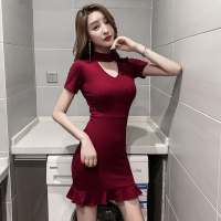 枫述挂脖镂空性感气质连衣裙子2021年夏季新款收腰显瘦荷叶边包臀裙女