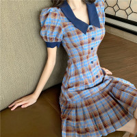 枫述2021年夏季女赫本风可盐可甜泡泡袖宝蓝色格子娃娃领鱼尾连衣裙子